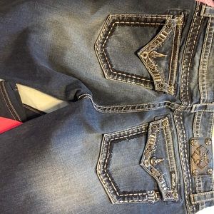 Miss me skinny jeans size 33! Only worn once!